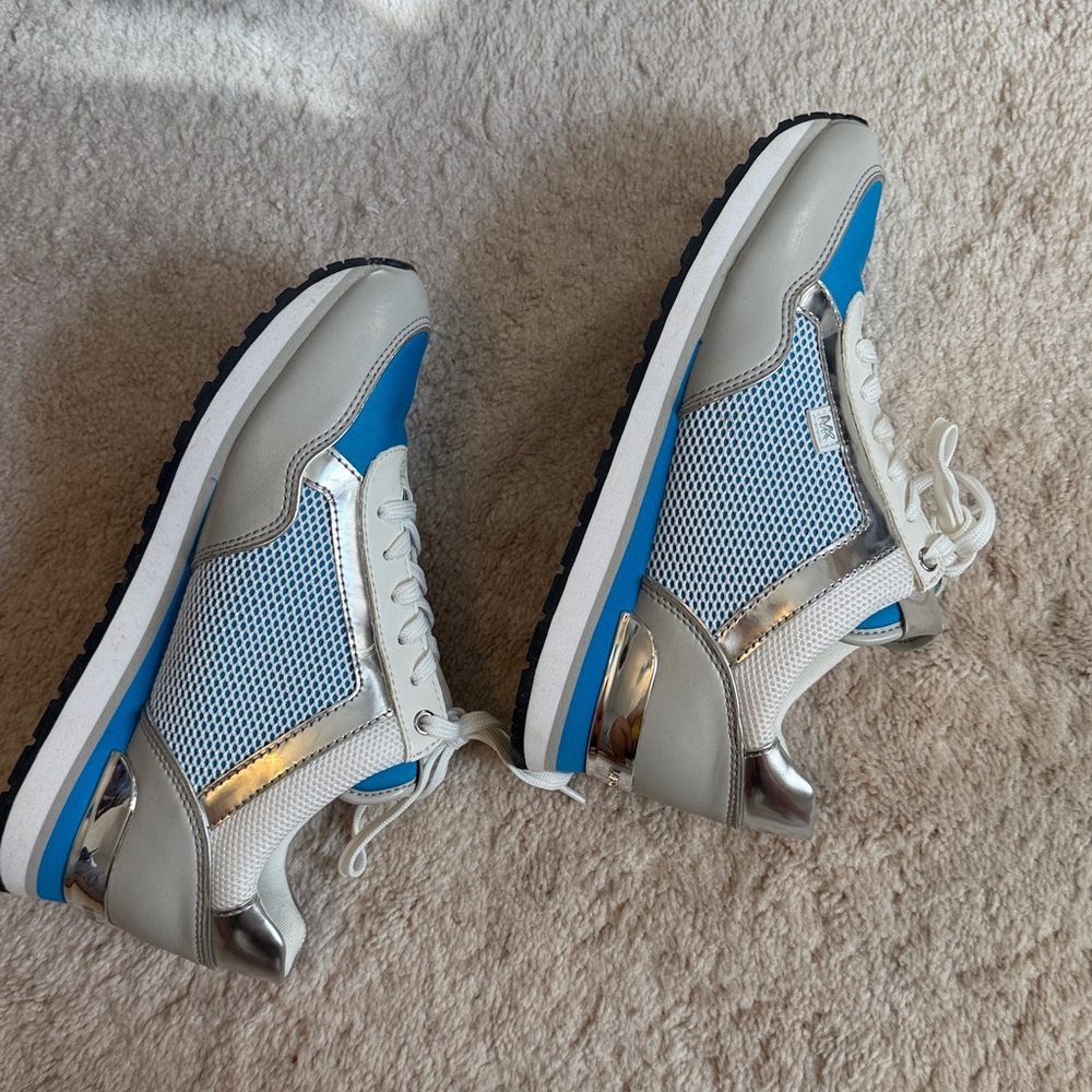 MICHAEL Michael Kors Blue and White Sneakers - Picture 7 of 10